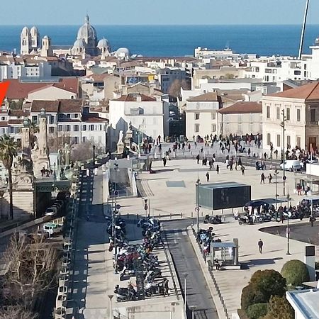 La Casa Des Petites Maries Terrasse Clim Wifi Lägenhet Marseille Exteriör bild