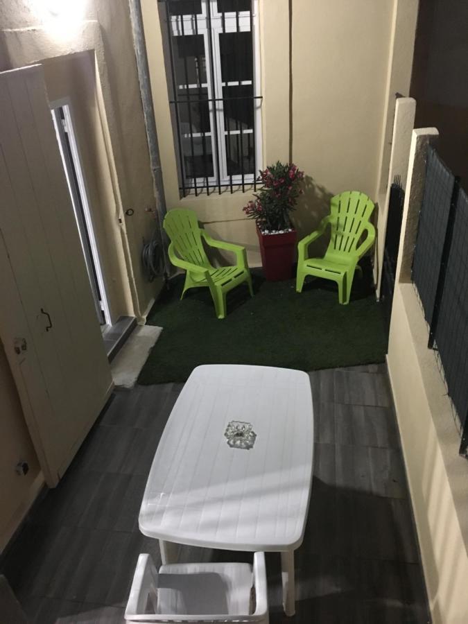 La Casa Des Petites Maries Terrasse Clim Wifi Lägenhet Marseille Exteriör bild