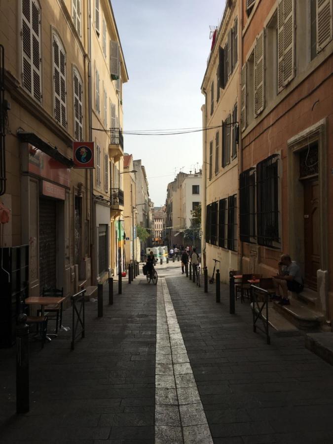 La Casa Des Petites Maries Terrasse Clim Wifi Lägenhet Marseille Exteriör bild