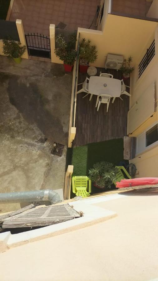 La Casa Des Petites Maries Terrasse Clim Wifi Lägenhet Marseille Exteriör bild